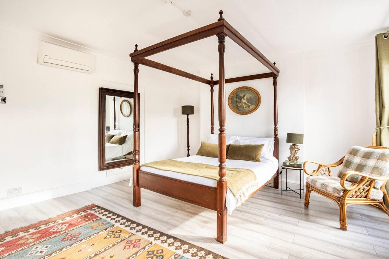 Victorian Style Apartment W/ Four-Poster Bed In Camden Town Londres Extérieur photo
